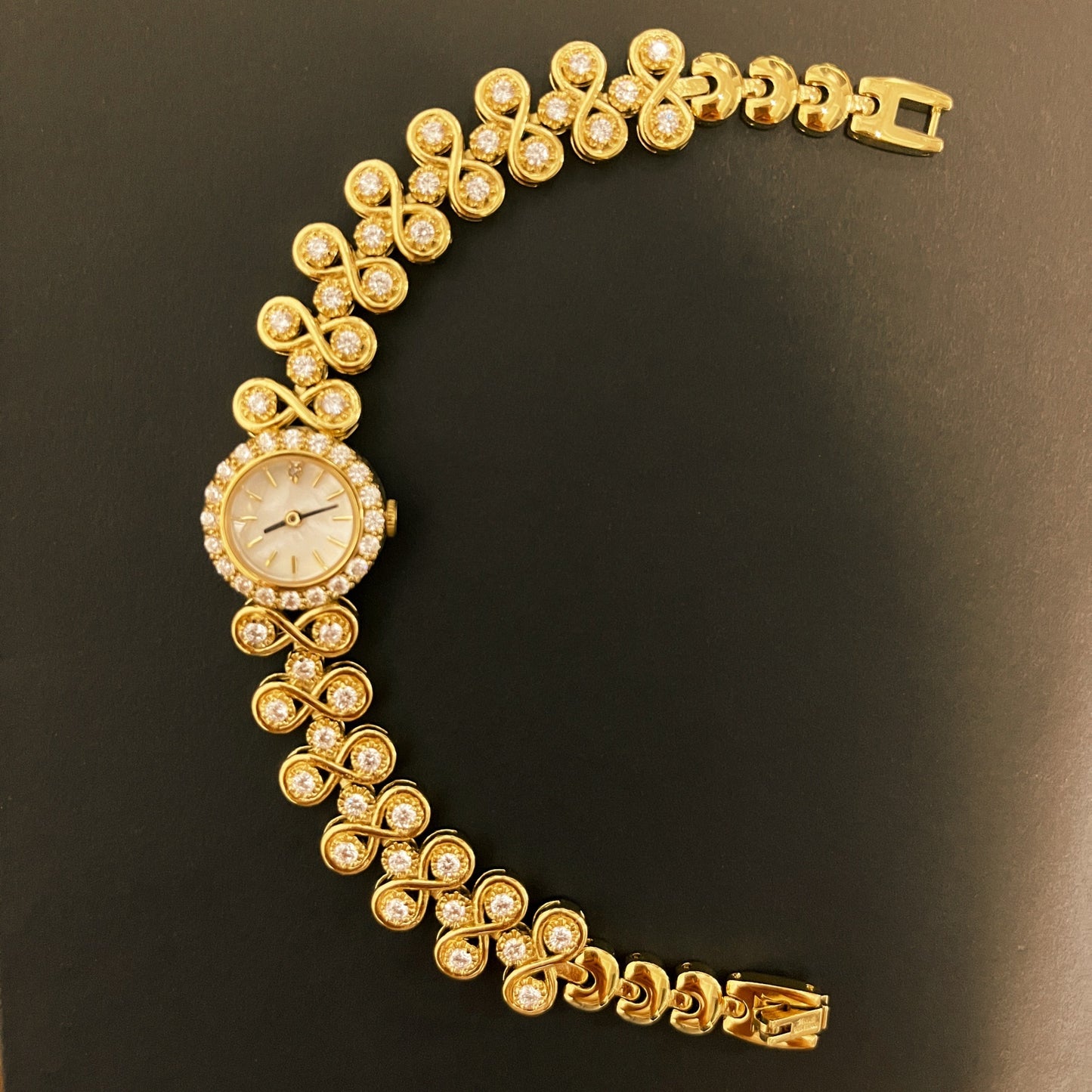 Antique Luxury Diamond Quartz Women's Watch chicpolly