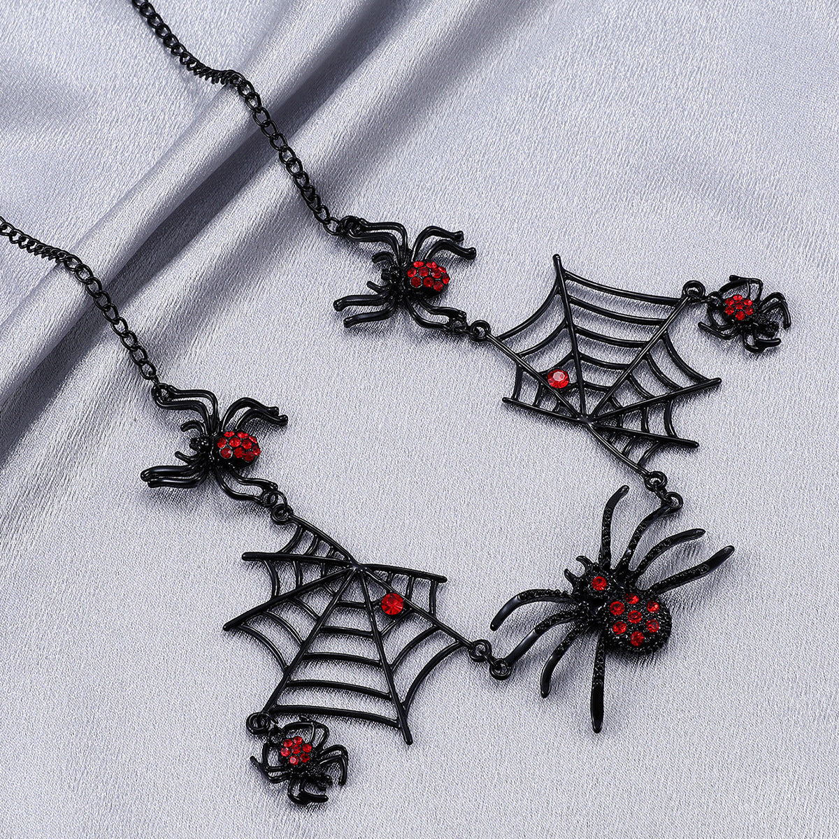 Halloween Spider And Spider Web Necklace Personality Clavicle Necklace Fashion Jewelry Accessories chicpolly